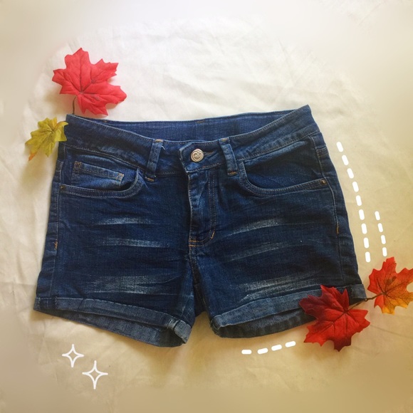 Small Girl/Woman Jean shorts - Picture 1 of 8
